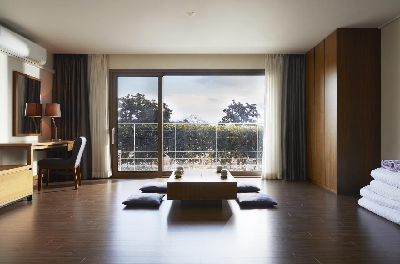 Jeju Aerospace Hotel Szogüpho Kültér fotó